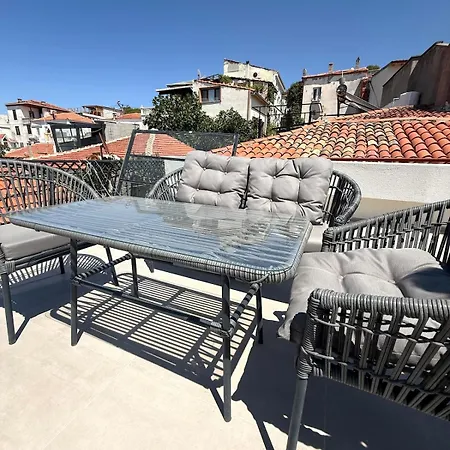 Apartamento Sea&lesbos View Duplex, Courtyard&rooftop, Mercan Koesk *