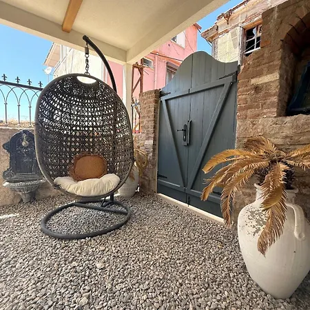 Sea&lesbos View Duplex, Courtyard&rooftop, Appartamento