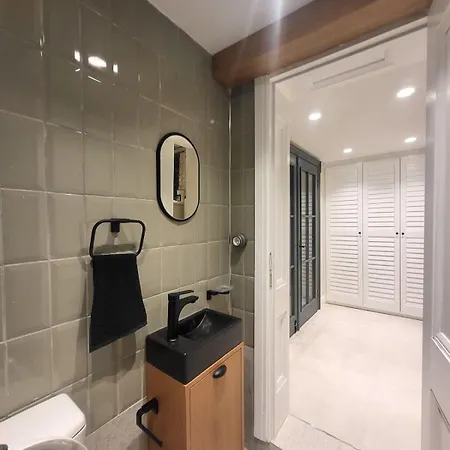 Apartamento Sea&lesbos View Duplex, Courtyard&rooftop, Mercan Koesk *