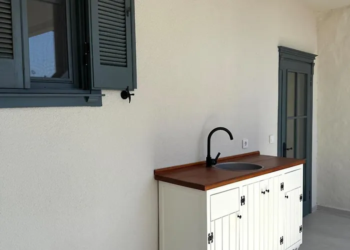 Sea&lesbos View Duplex, Courtyard&rooftop, Lägenhet *